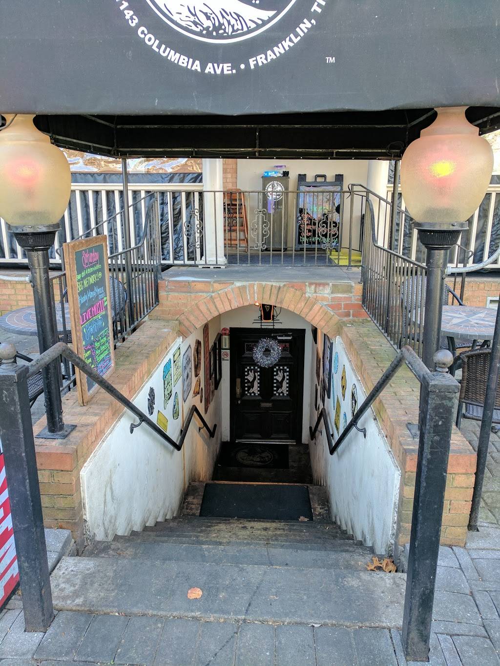 The Bunganut Pig Bar & Restaurant | restaurant | 1143 Columbia Ave, Franklin, TN 37064, USA | 6157944777 OR +1 615-794-4777