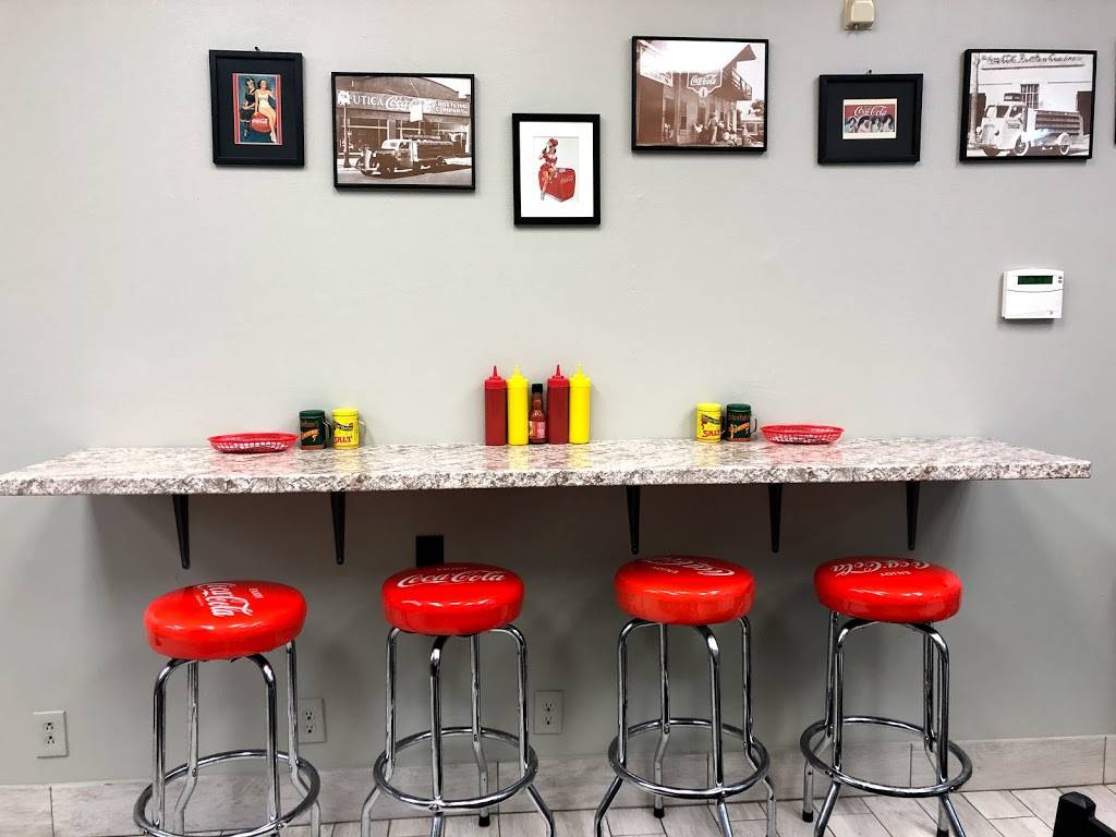 Scottsville Hots | restaurant | 3892 Scottsville Rd, Scottsville, NY 14546, USA | 5858894449 OR +1 585-889-4449