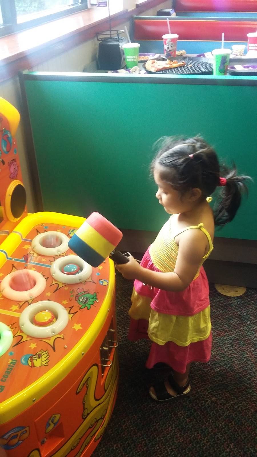 Chuck E. Cheeses | restaurant | 5612 Durand Ave, Racine, WI 53406, USA | 2625549595 OR +1 262-554-9595