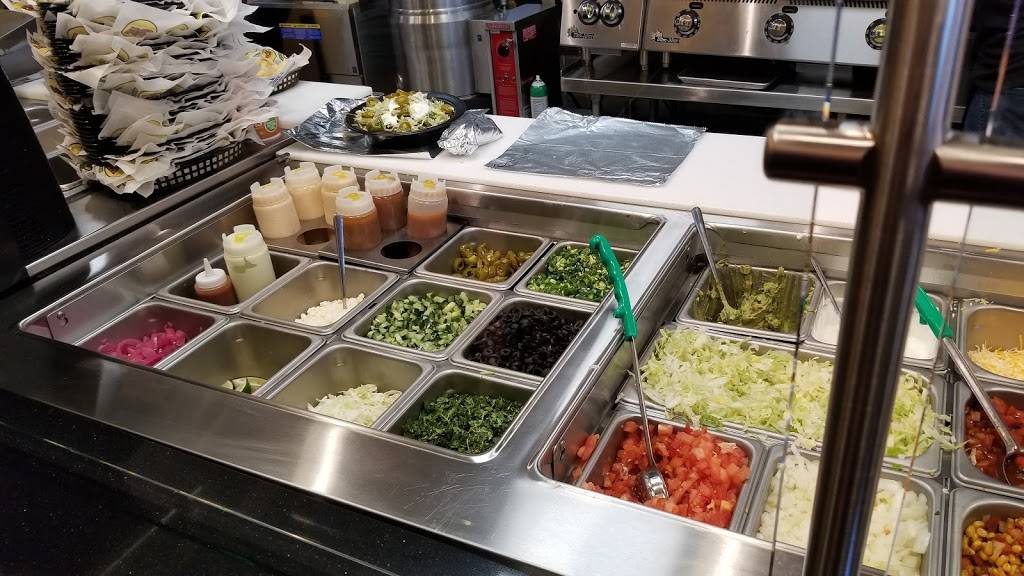 Moes Southwest Grill | restaurant | 710 Franklin Ave, Franklin Square, NY 11010, USA | 5168370806 OR +1 516-837-0806