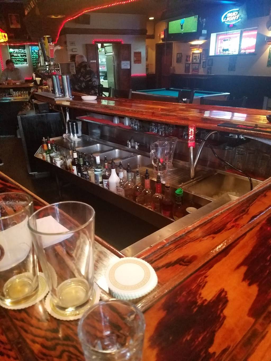 Red Stallion | restaurant | 307 County Line Rd, Warminster, PA 18974, USA | 2156753340 OR +1 215-675-3340