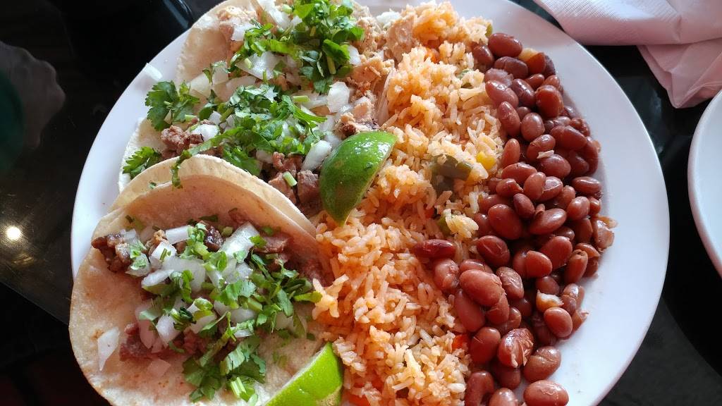 Señor Lopez Restaurant | restaurant | 7146 Michigan Ave, Detroit, MI 48210, USA | 3135510685 OR +1 313-551-0685