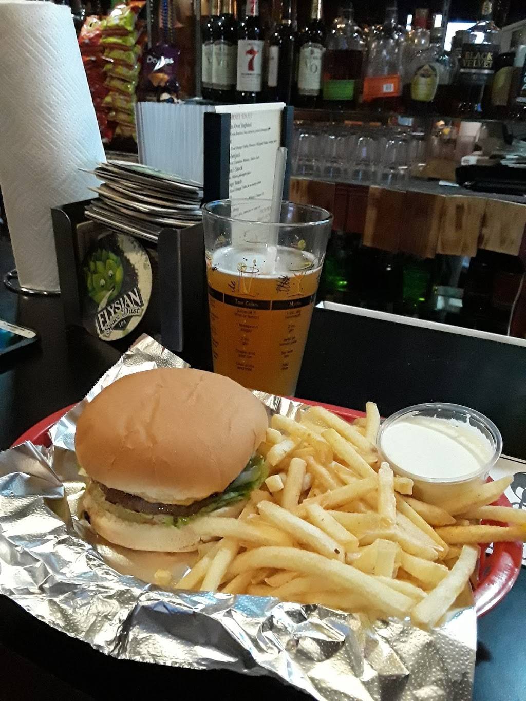 Dillons Burgers & Beers Restaurant | restaurant | 64647 Dillon Rd, Desert Hot Springs, CA 92240, USA | 7607747131 OR +1 760-774-7131