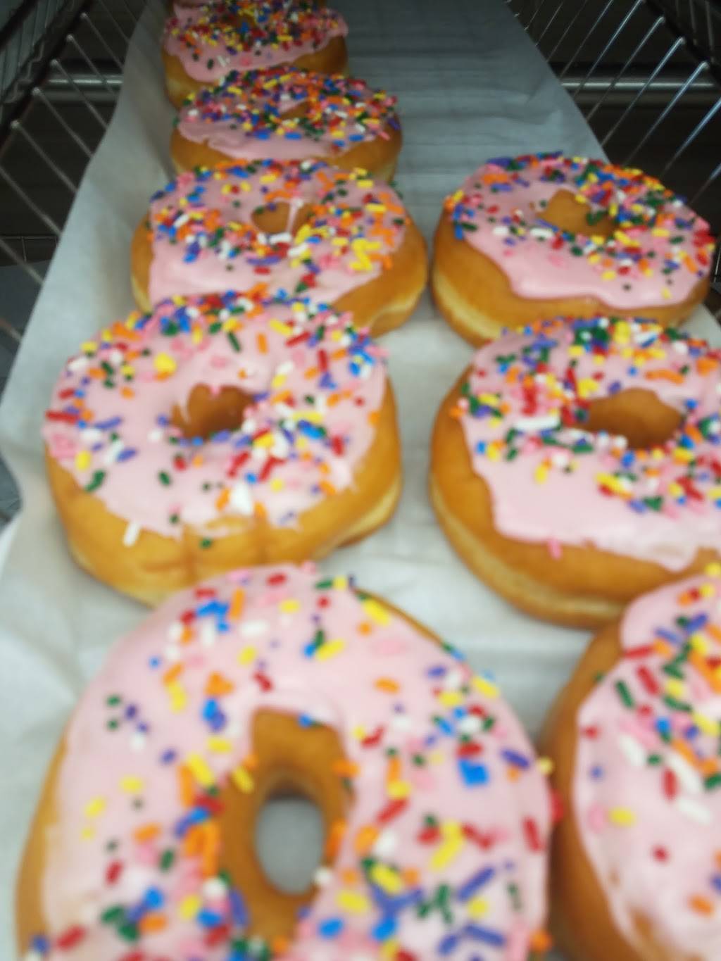 Dunkin | bakery | 321 S Andover Rd Ste 600, Andover, KS 67002, USA | 3167332889 OR +1 316-733-2889