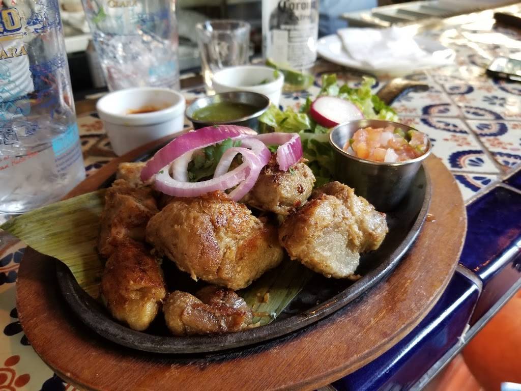 Móle | restaurant | 178 Kent Ave, Brooklyn, NY 11211, USA | 3473842300 OR +1 347-384-2300