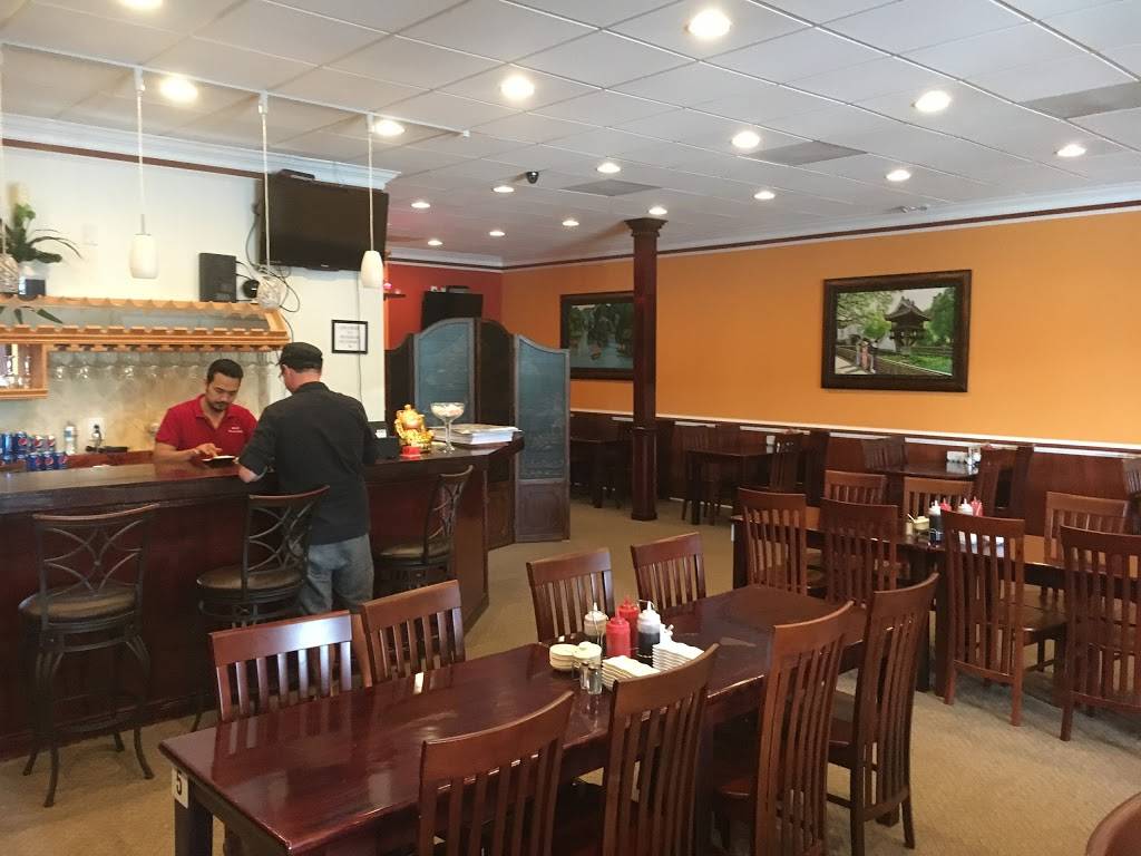 Hot Pho & Grill Vietnamese Restaurant | restaurant | 12236 Branders Creek Dr, Chester, VA 23831, USA | 8047967891 OR +1 804-796-7891