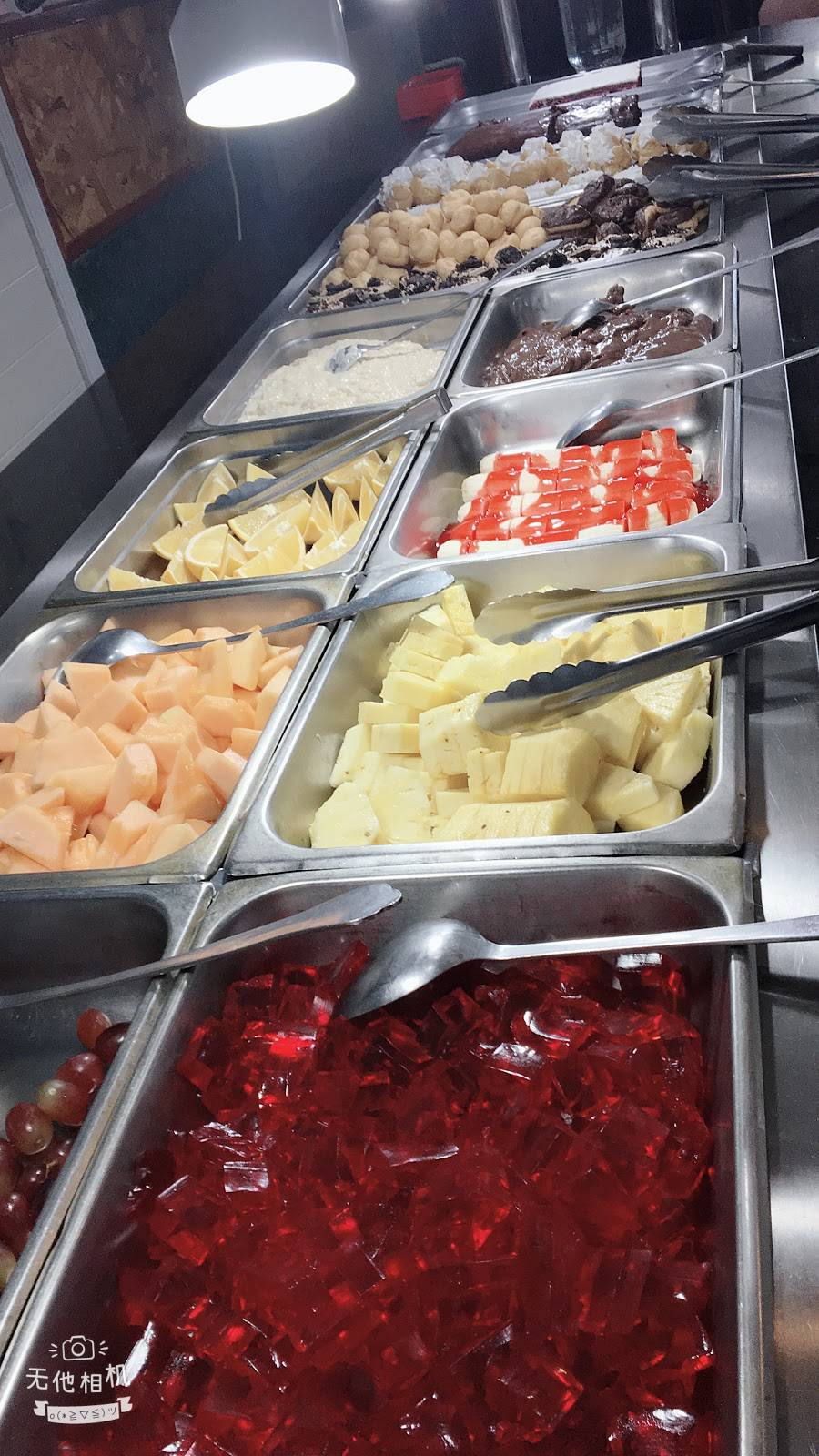 Wok in wok out | restaurant | 2279 N Park Dr, Holland, MI 49424, USA | 6163938880 OR +1 616-393-8880