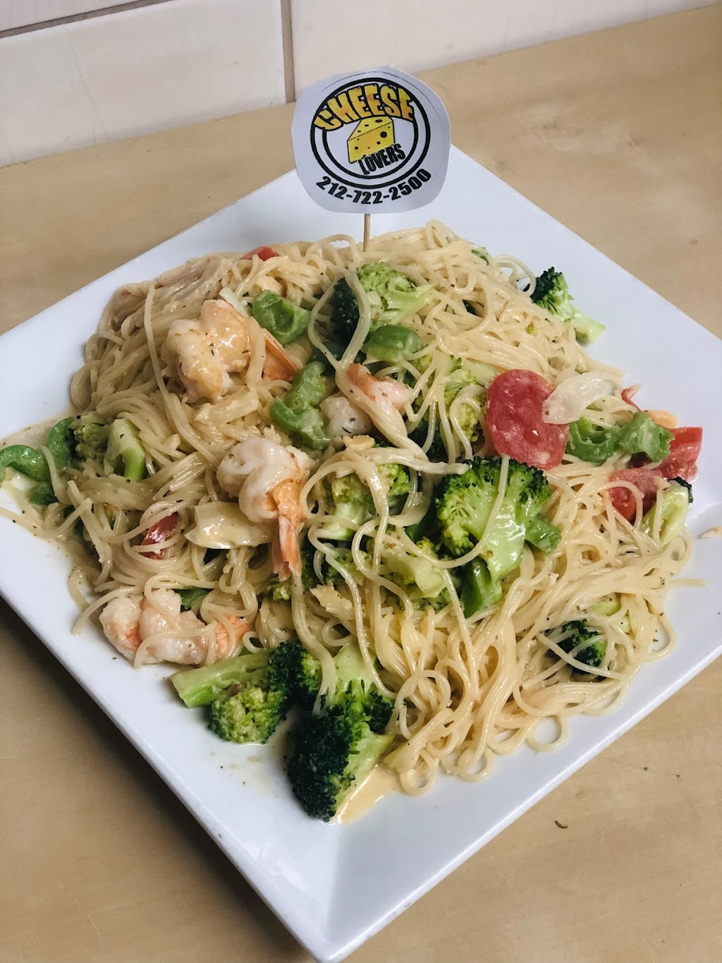 Cheese Lovers | restaurant | 2166 3rd Ave, New York, NY 10035, USA | 2127227252 OR +1 212-722-7252