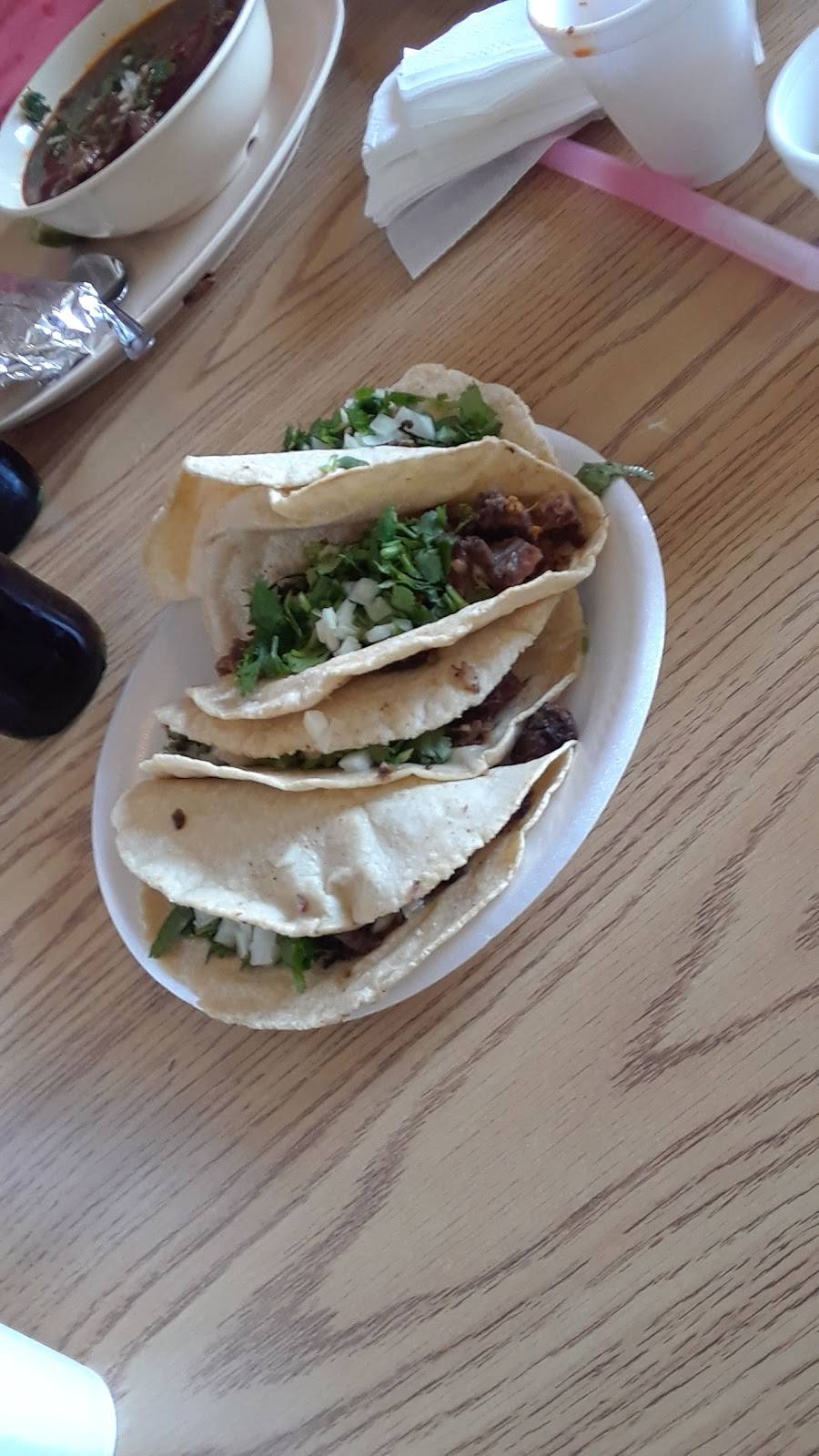 El Cesar | restaurant | 12747 Avenue 416, Orosi, CA 93647, USA | 5595284897 OR +1 559-528-4897