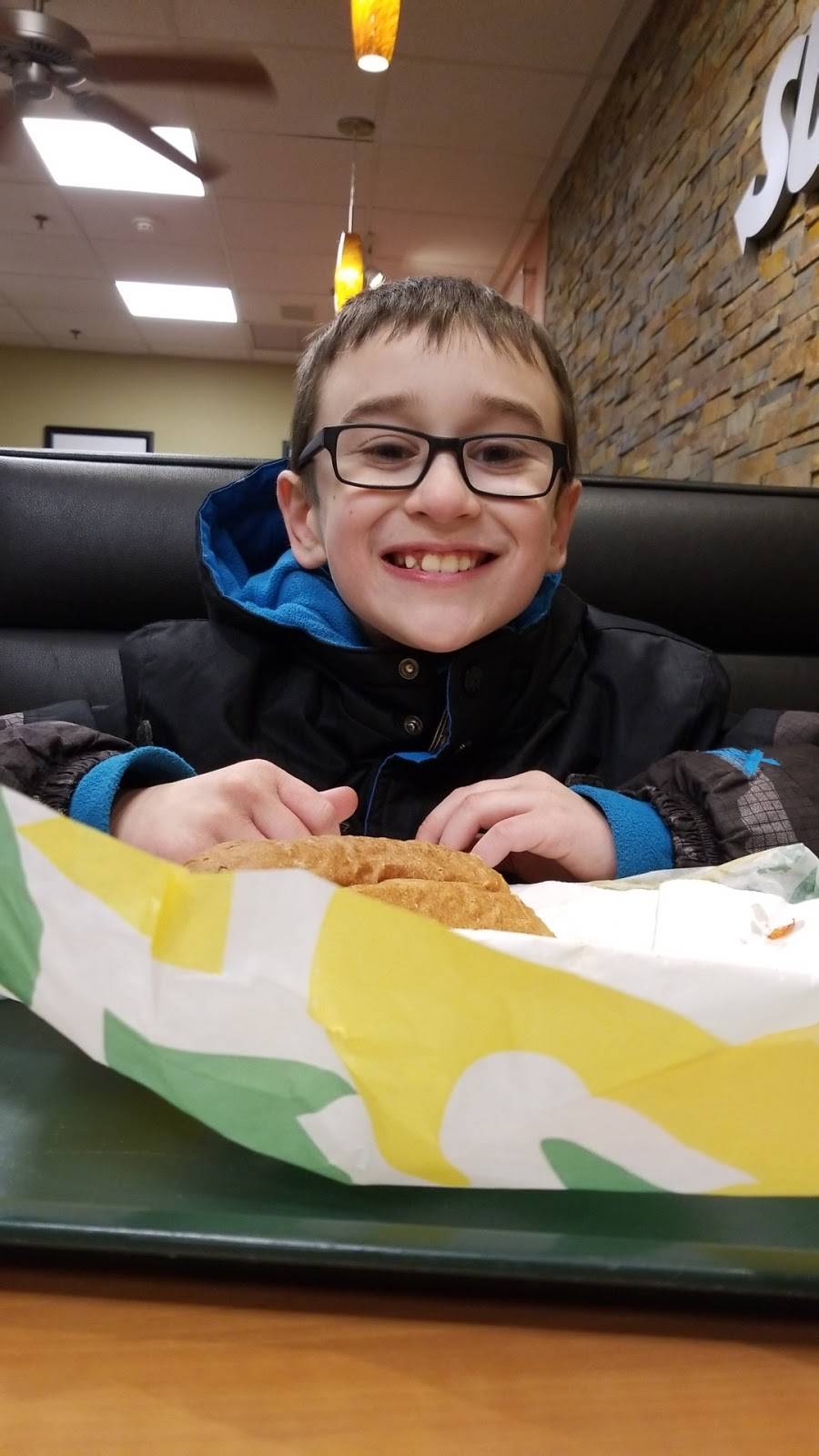 Subway Restaurants | restaurant | 20 Washington St, Tenafly, NJ 07670, USA | 2012666530 OR +1 201-266-6530