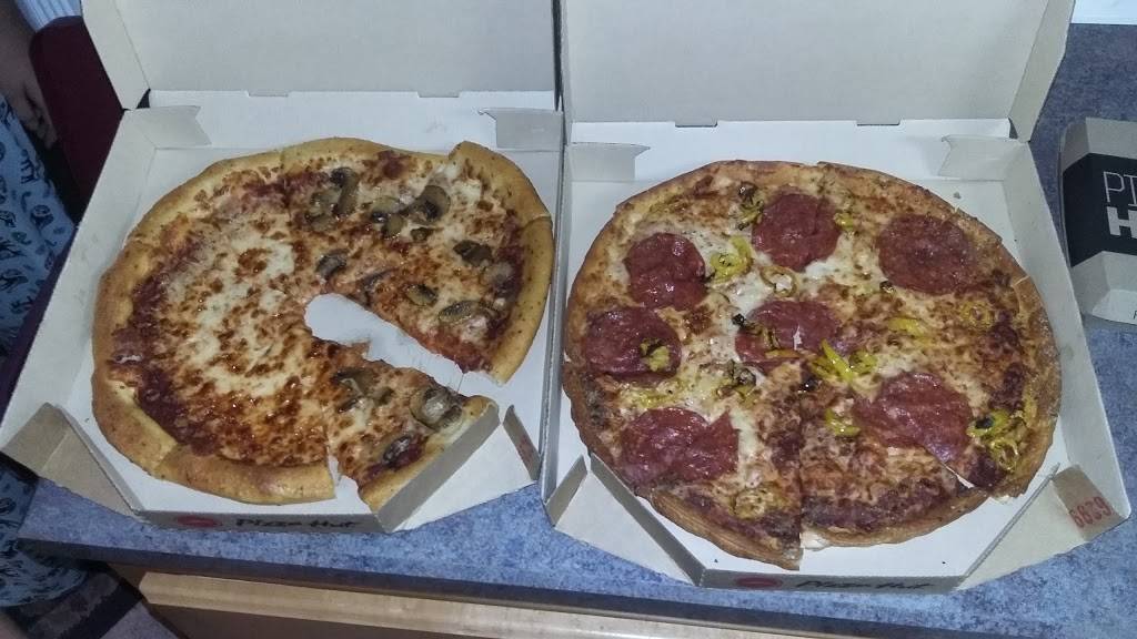 Pizza Hut | restaurant | 119 Bartram Oaks Walk Suite 107, Fruit Cove, FL 32259, USA | 9042303911 OR +1 904-230-3911