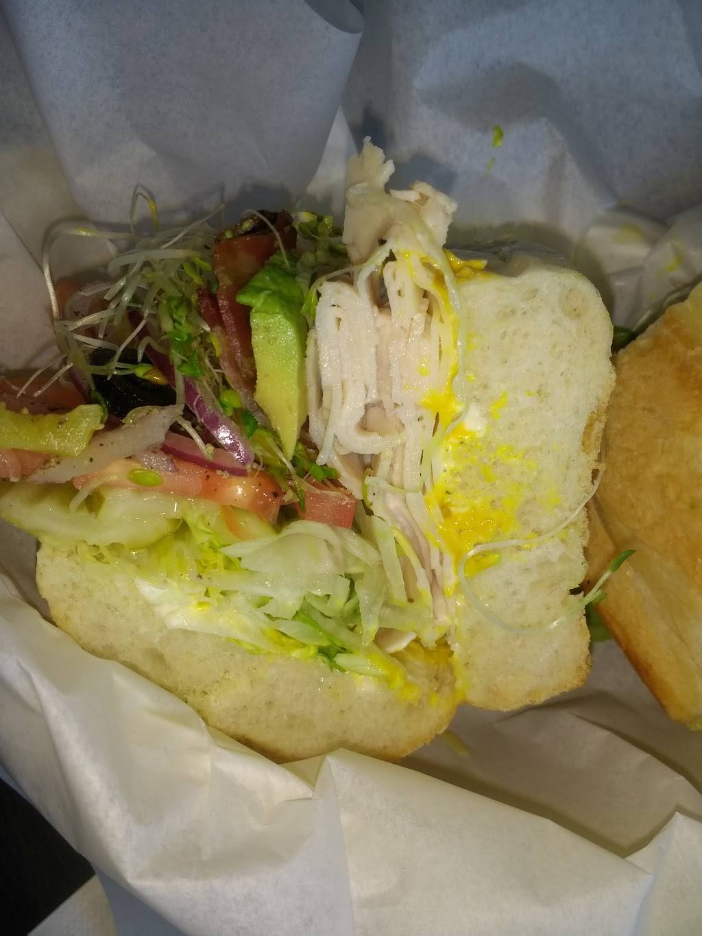 Deli Delicious | restaurant | 550 S Clovis Ave #108, Fresno, CA 93727, USA | 5592559070 OR +1 559-255-9070