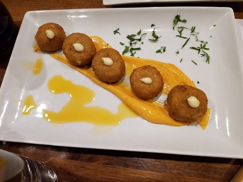 Pallantia Tapas de España | restaurant | 810 Ivy St, Pittsburgh, PA 15232, USA | 4126212919 OR +1 412-621-2919