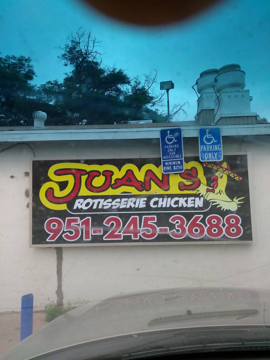 Juans Rotisserie | restaurant | 16989 Lakeshore Dr, Lake Elsinore, CA 92530, USA | 9512453688 OR +1 951-245-3688