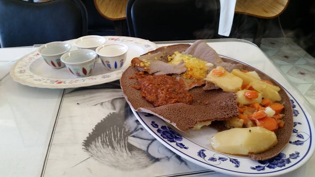 Awash Ethiopian Restaurant | restaurant | 976 Murfreesboro Pike # 11, Nashville, TN 37217, USA | 6153669911 OR +1 615-366-9911