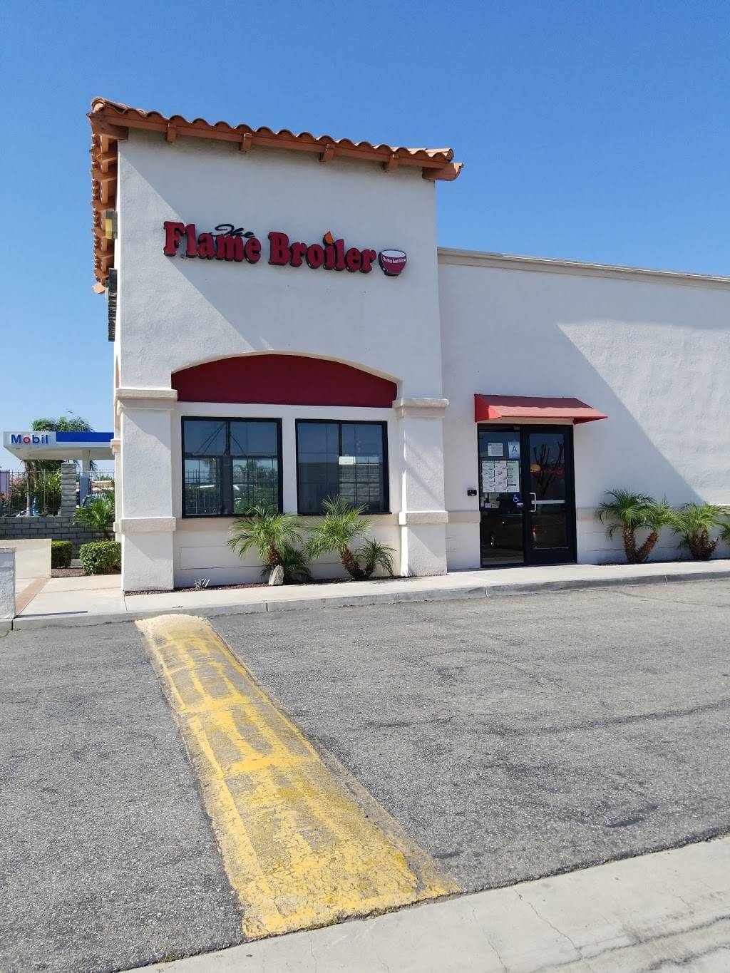 Flame Broiler | restaurant | Fontana Village Shopping Center, 8137 Sierra Ave, Fontana, CA 92335, USA | 9093569999 OR +1 909-356-9999