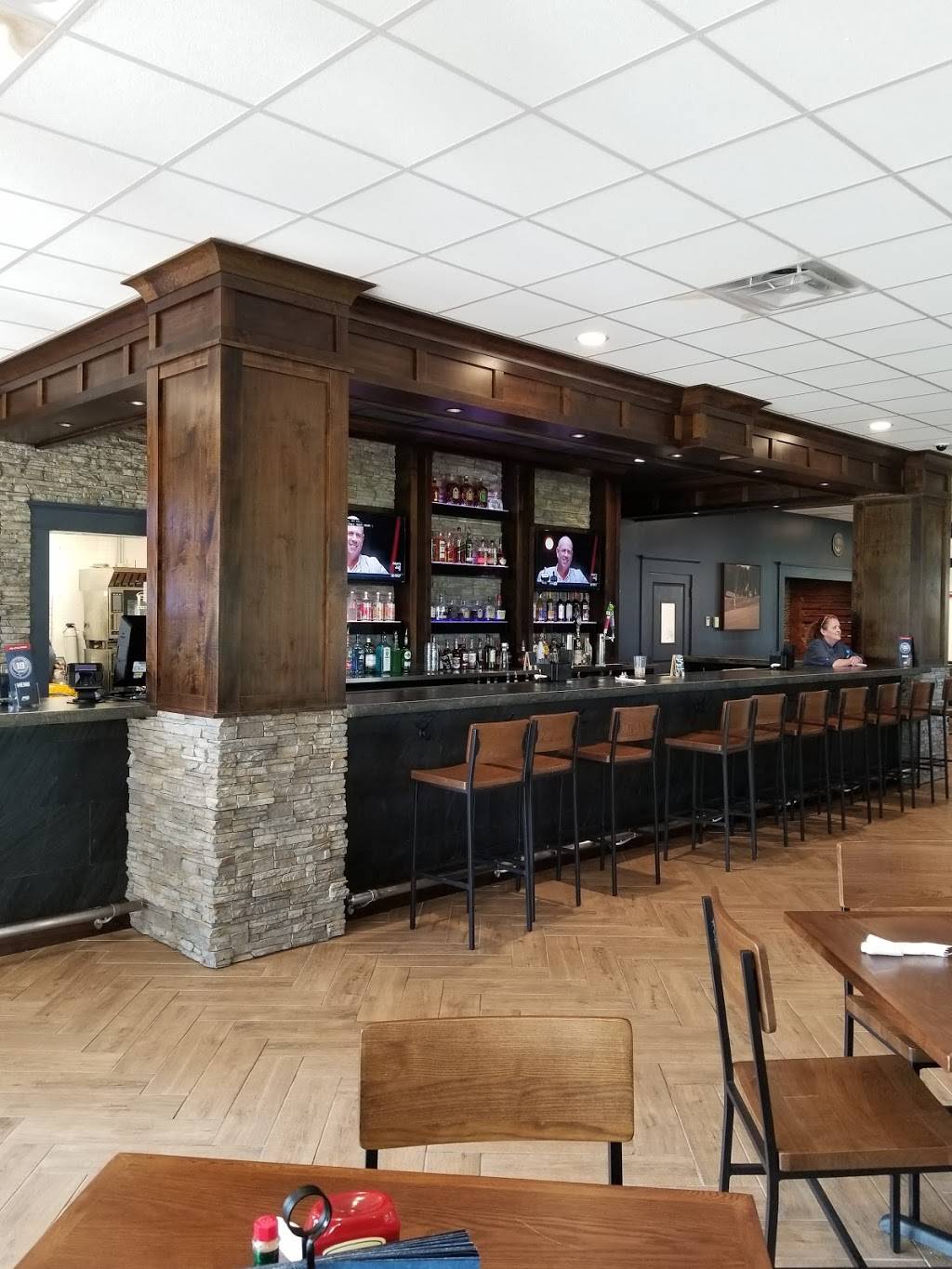 Pub 19 at Eagle Haven Golf Course | restaurant | 1500 Hewitt Dr, Virginia Beach, VA 23460, USA | 7574627559 OR +1 757-462-7559