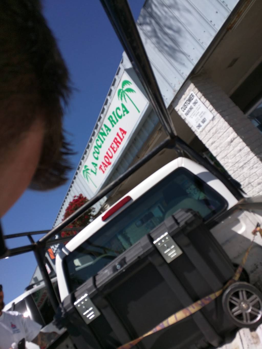 La Cocina Rica Restaurant | restaurant | 201 W Hueneme Rd, Oxnard, CA 93033, USA | 8054888086 OR +1 805-488-8086