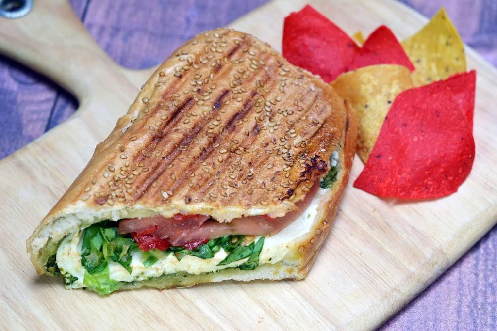 Panini Cafe | restaurant | 589 1st Avenue, New York, NY 10016, USA | 2122139199 OR +1 212-213-9199