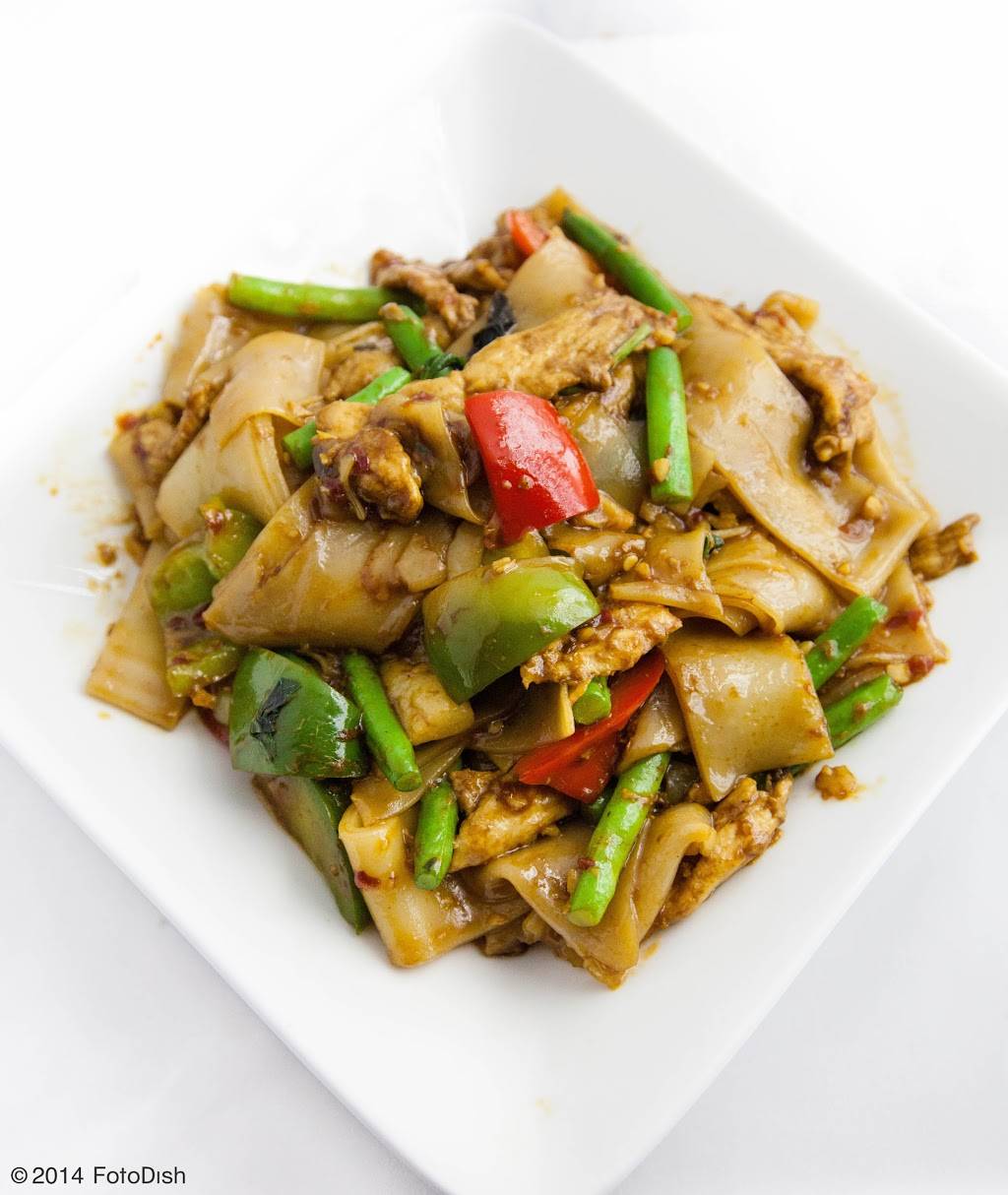 Little Thai Cafe | restaurant | 51 Main St, Watertown, MA 02472, USA | 6179263323 OR +1 617-926-3323