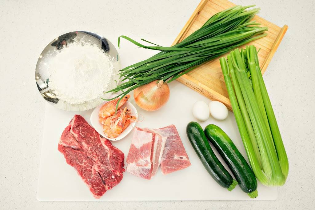 Dangelas Dumplings | restaurant | 133 N Milwaukee Ave, Libertyville, IL 60048, USA | 8475493248 OR +1 847-549-3248