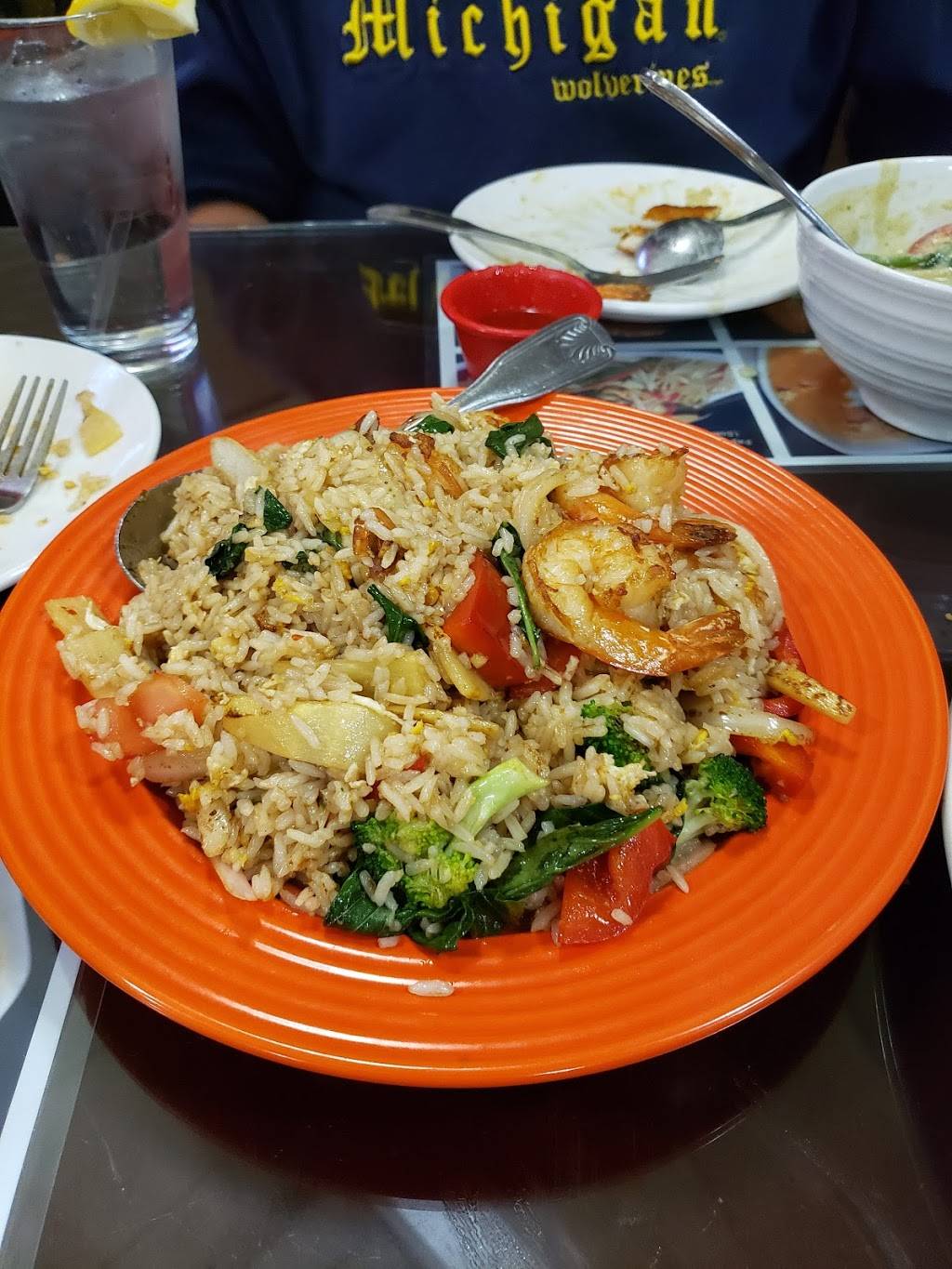 Ginger Thai Cuisine | restaurant | 303 Grasshopper Ln, Houston, TX 77079, USA | 2815317739 OR +1 281-531-7739