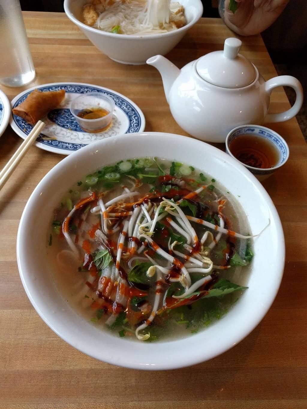 Pho Minh | restaurant | 4917 Penn Ave, Pittsburgh, PA 15224, USA | 4126617443 OR +1 412-661-7443