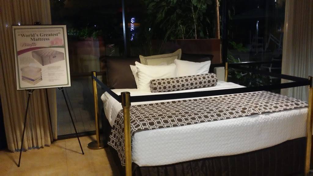 Hotel Eleganté Conference & Event Center | restaurant | 2886 S Circle Dr, Colorado Springs, CO 80906, USA | 7195765900 OR +1 719-576-5900