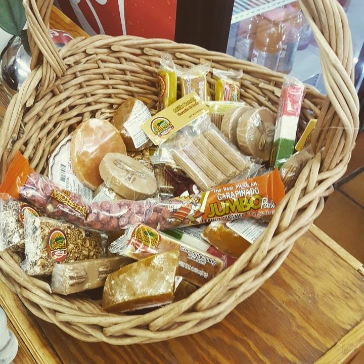 Rogelios Restaurant | cafe | 625 S L B J Dr, San Marcos, TX 78666, USA | 5123924141 OR +1 512-392-4141