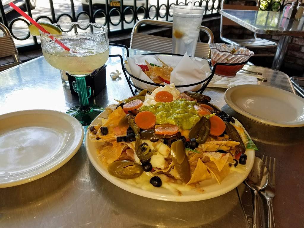 Alejandra’s Restaurant | restaurant | 314 W Main St, Visalia, CA 93291, USA | 5596363215 OR +1 559-636-3215