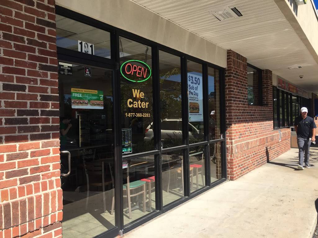 Subway Restaurants | restaurant | 100-1 Gateway Cir, Jacksonville, FL 32259, USA | 9048199980 OR +1 904-819-9980