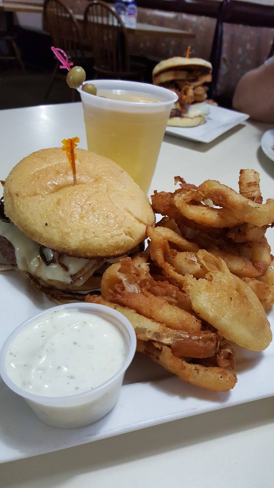 Garden Steakhouse and Lounge | restaurant | 2007 Highway 71 N, Jackson, MN 56143, USA | 5078473110 OR +1 507-847-3110