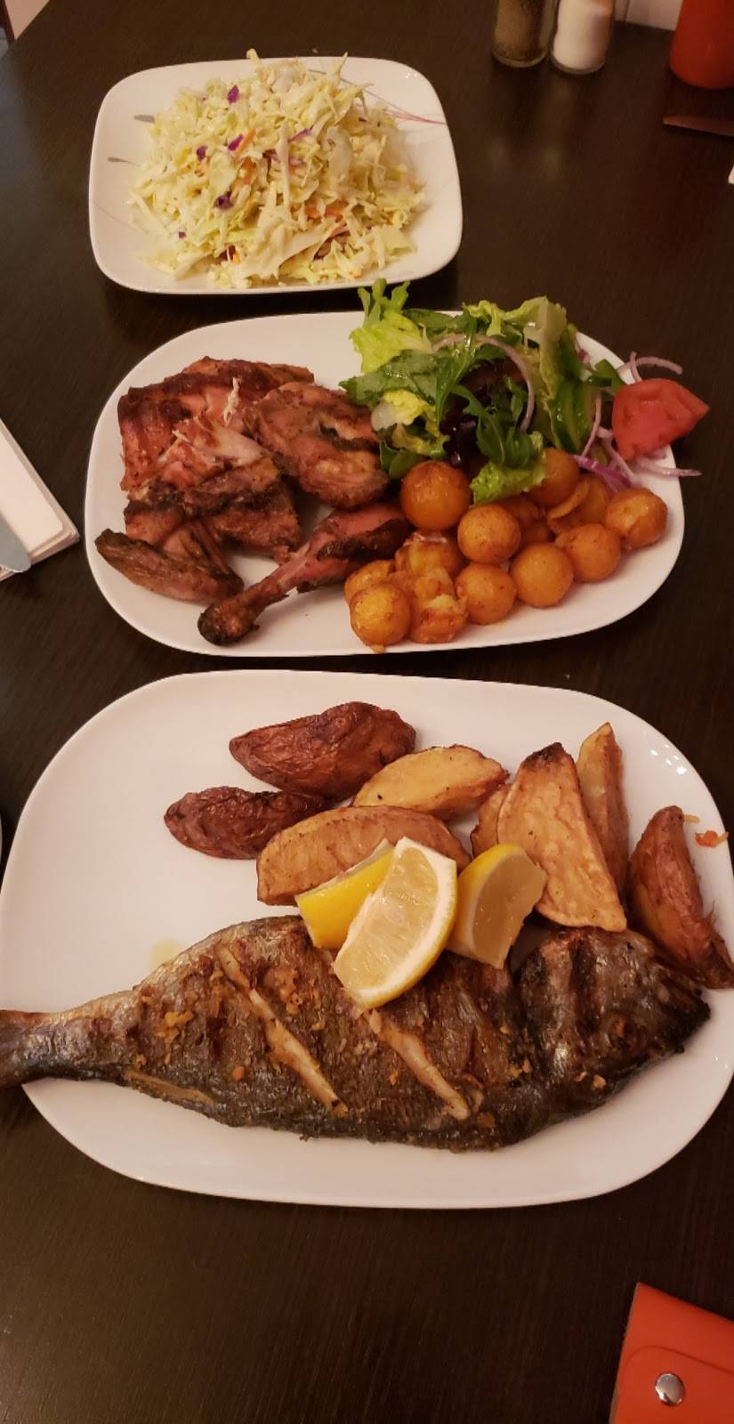 Sardinha Churrasqueira | restaurant | 373B Oakwood Ave, Toronto, ON M6E 2W1, Canada | 4164107777 OR +1 416-410-7777