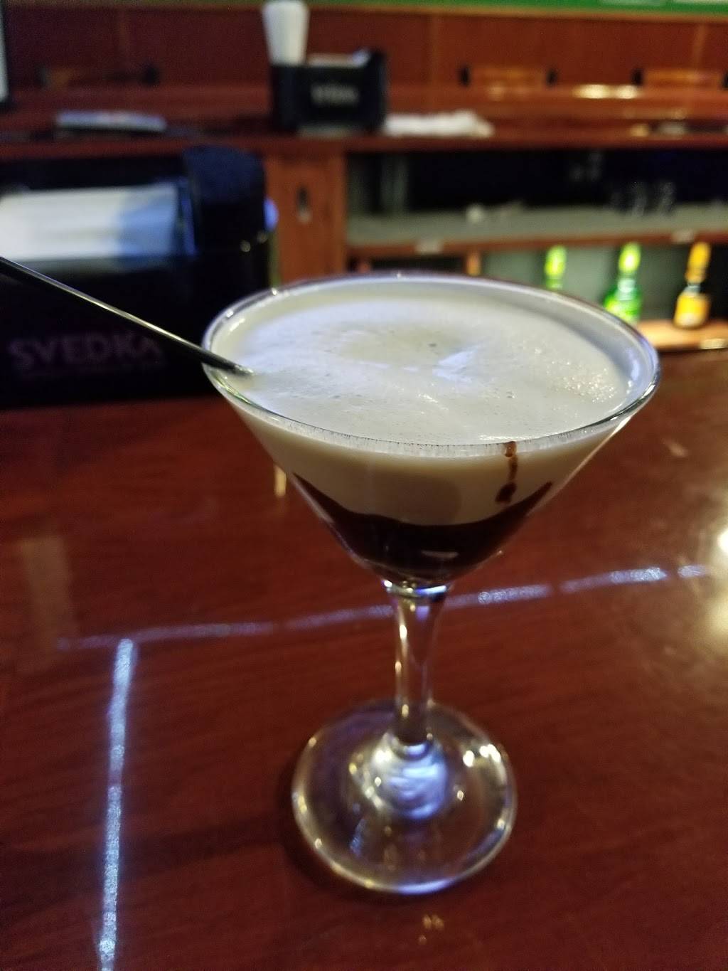 Lumpy Magees Pub and Grub | restaurant | Store #3/4, 2417 Welsh Rd, Philadelphia, PA 19114, USA | 2158213268 OR +1 215-821-3268