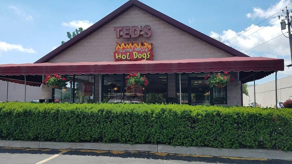 Teds Hot Dogs | restaurant | 333 Meadow Dr, North Tonawanda, NY 14120, USA | 7166931960 OR +1 716-693-1960