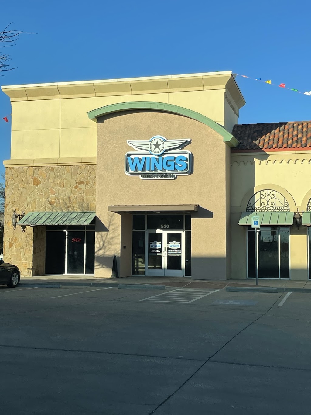 Wings Over Fort Worth | restaurant | 520 Alta Mere Dr, Fort Worth, TX 76114, USA | 6827032326 OR +1 682-703-2326