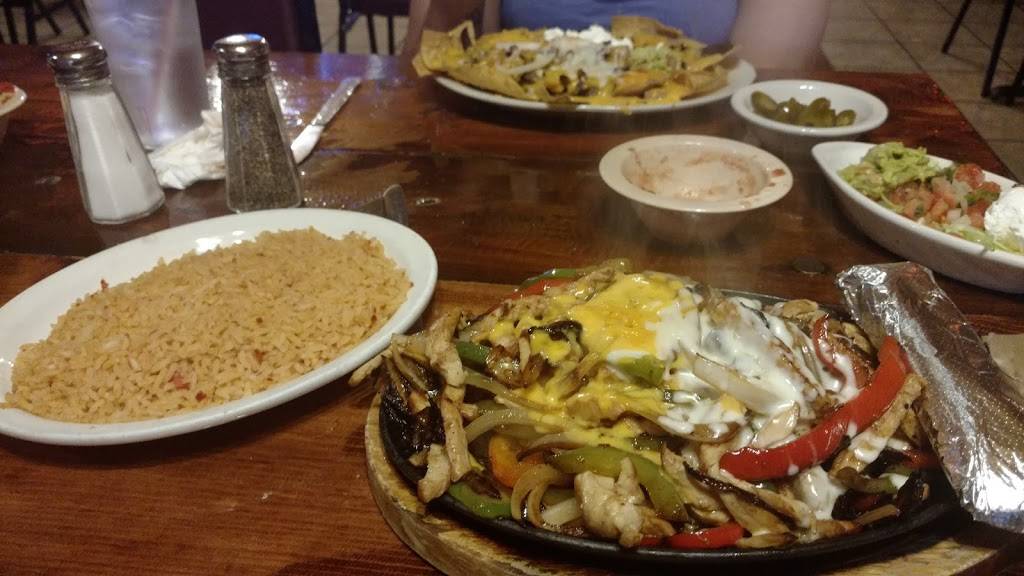 El Zocalo Restaurant | restaurant | 700 N Main St, McAlester, OK 74501, USA | 9184297747 OR +1 918-429-7747