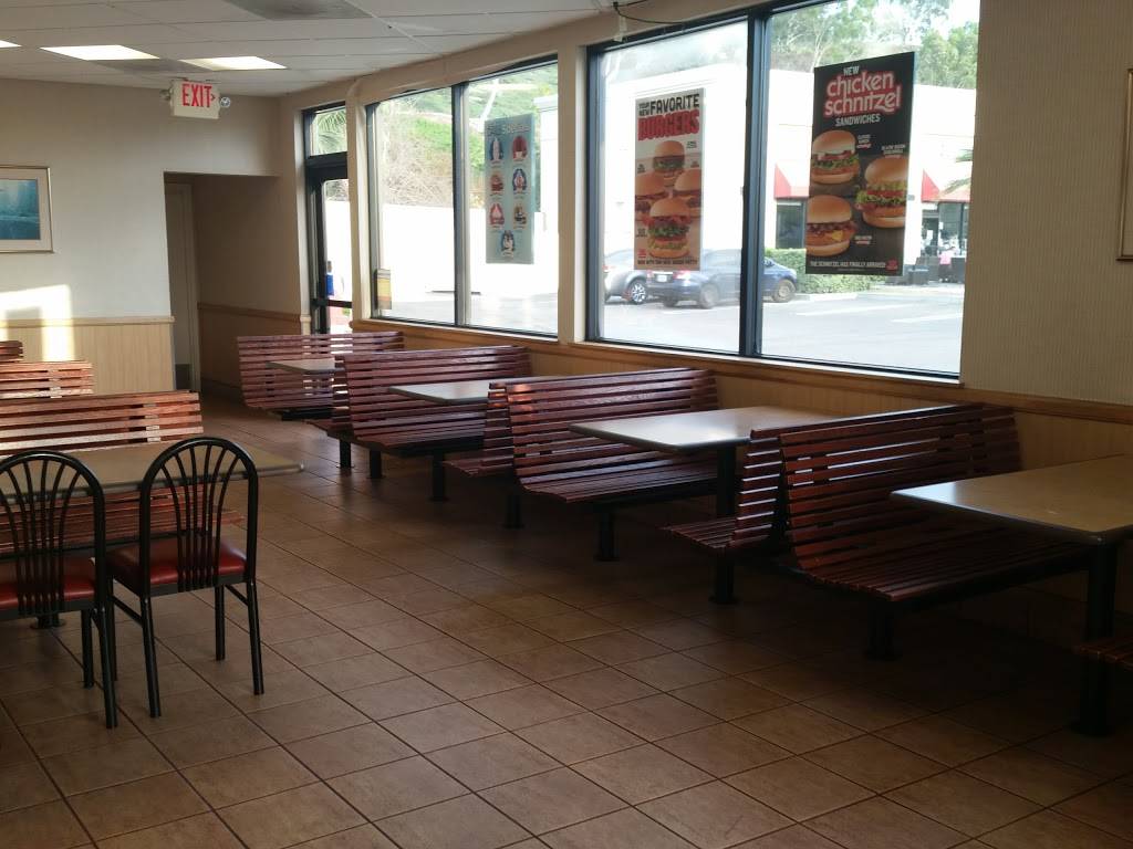 Wienerschnitzel | restaurant | 20652 Lake Forest Dr, Lake Forest, CA 92630, USA | 9495831508 OR +1 949-583-1508