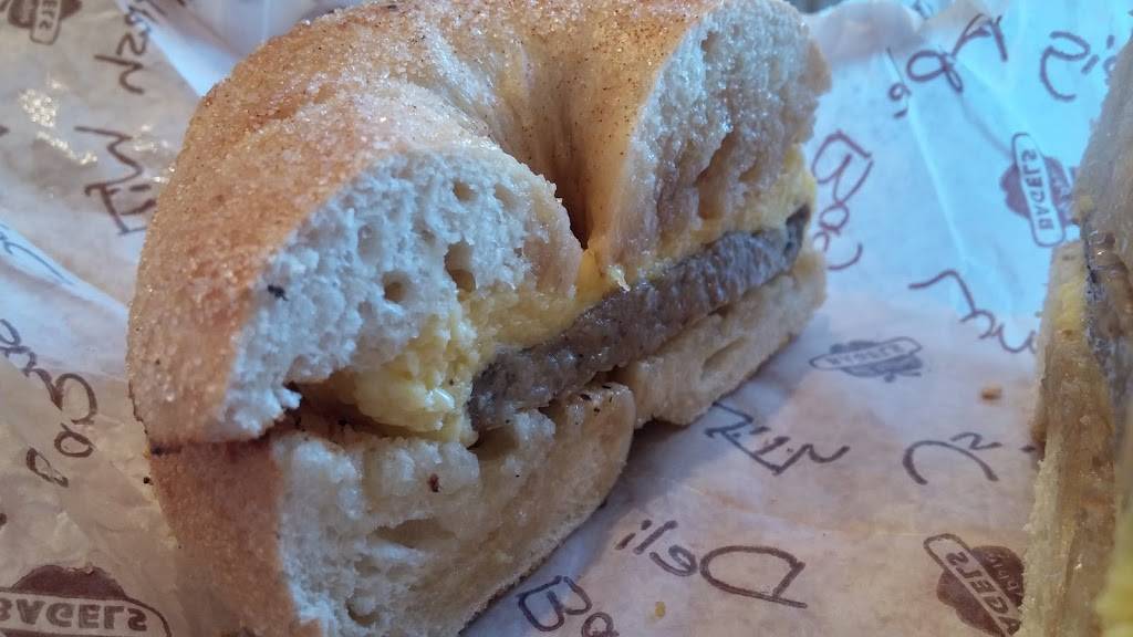 Big Apple Bagels | bakery | 2058 Lake Michigan Dr NW, Grand Rapids, MI 49504, USA | 6167352390 OR +1 616-735-2390