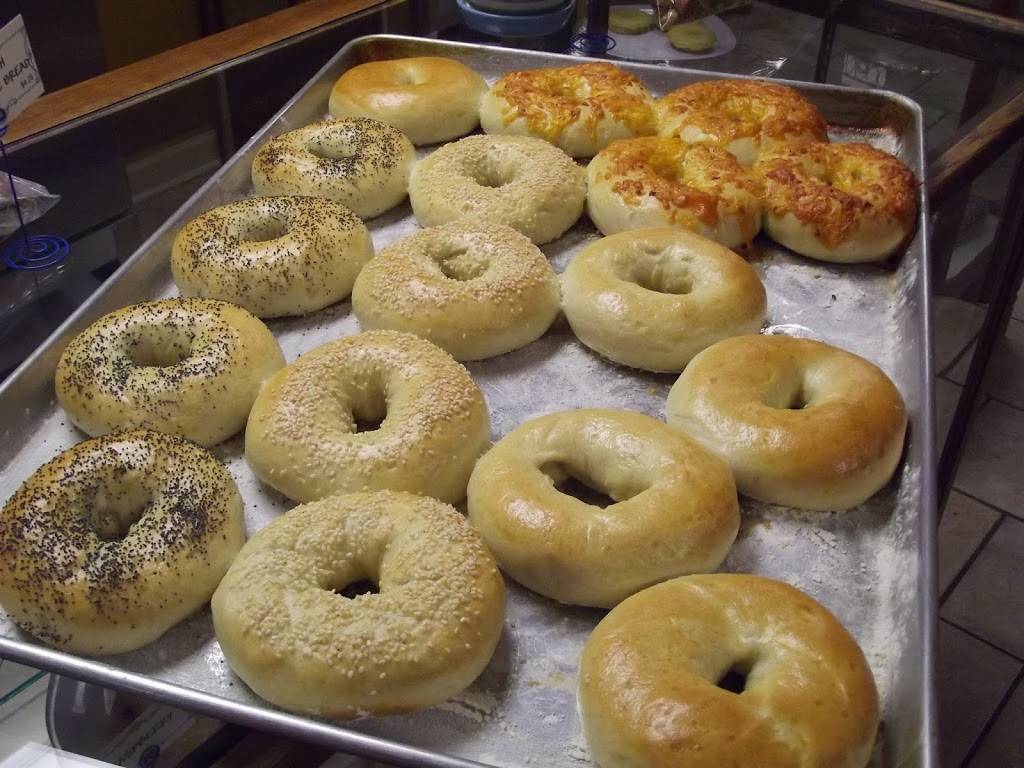 Kay n Jos Eats & Sweets | bakery | 109 S Taylor St, Marengo, IL 60152, USA | 8155687023 OR +1 815-568-7023