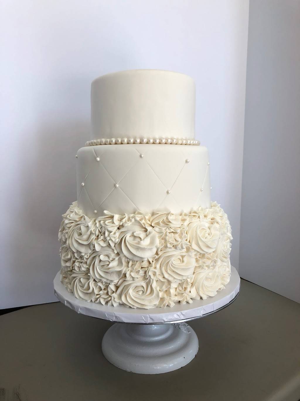 Karma Baker | bakery | 1145 Lindero Canyon Rd, Westlake Village, CA 91362, USA | 7472227379 OR +1 747-222-7379