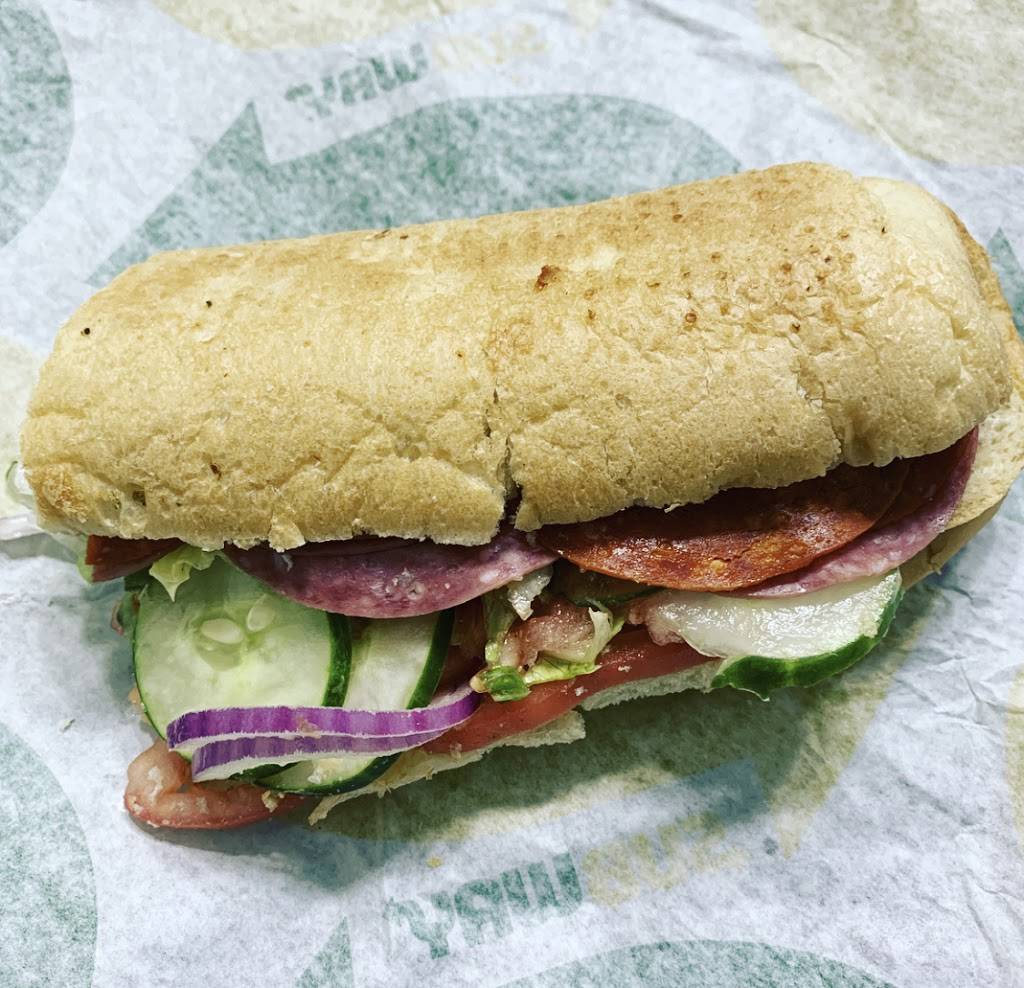 Subway | meal takeaway | 508 Washington Ave, Miami Beach, FL 33139, USA | 3055346633 OR +1 305-534-6633