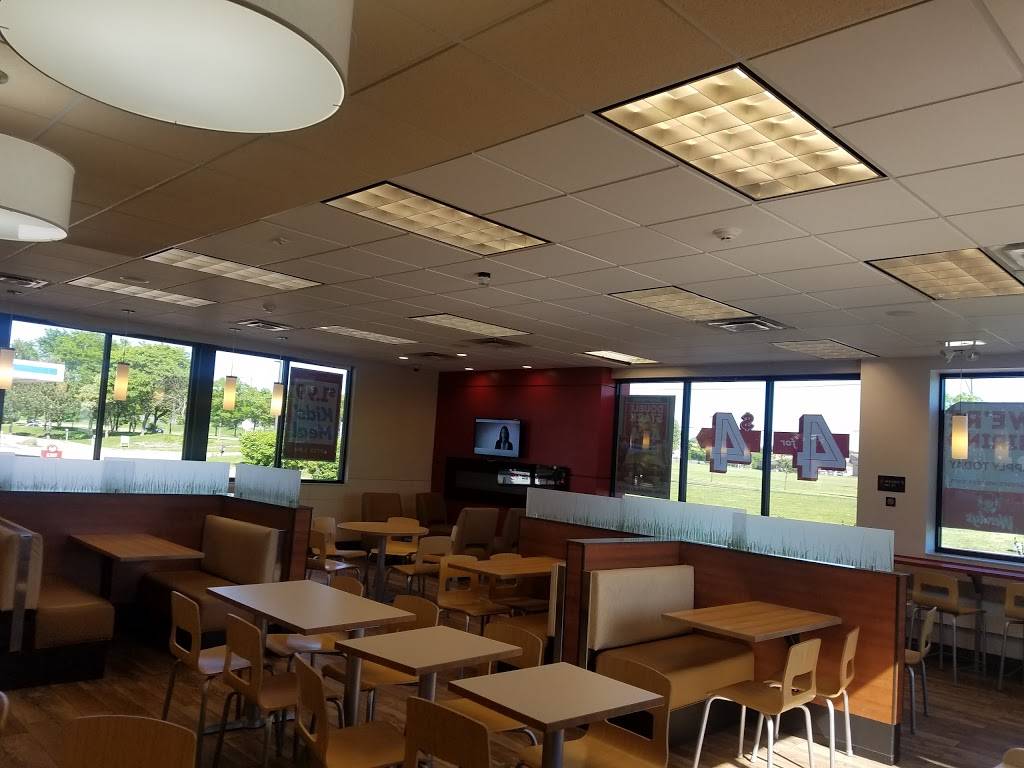 Wendys | restaurant | 2600 Ogden Ave, Aurora, IL 60504, USA | 6308203641 OR +1 630-820-3641