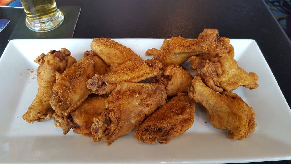 Boulevard Grill | restaurant | 560 Exmouth St, Sarnia, ON N7T 7S5, Canada | 5193442752 OR +1 519-344-2752