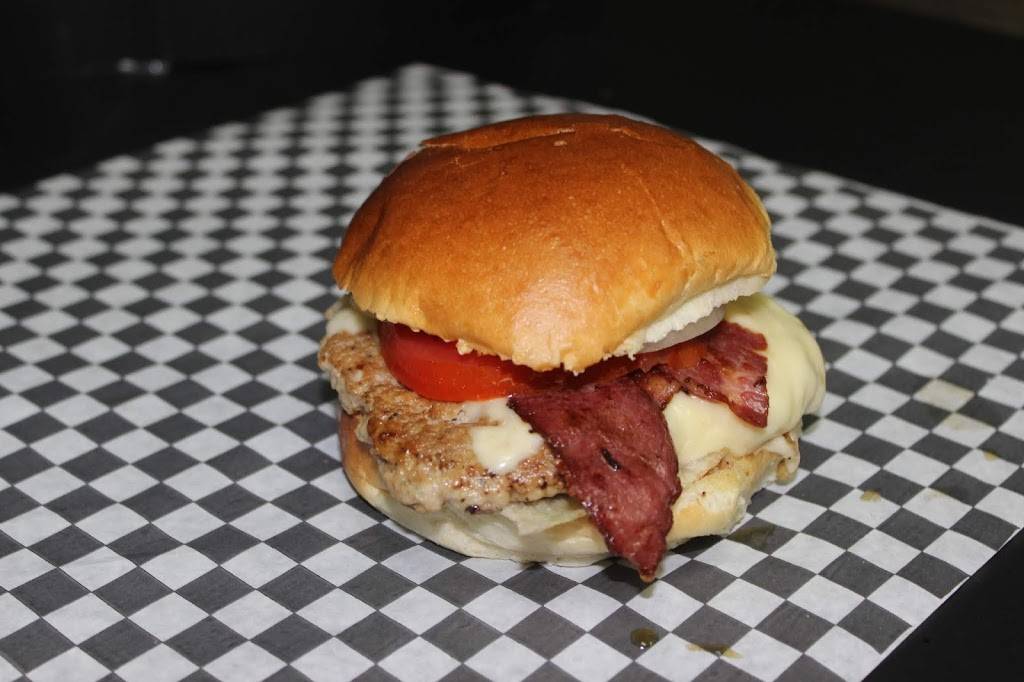 Ontario Grill | restaurant | 808 Britannia Rd W, Mississauga, ON L5V 0A7, Canada | 9052686868 OR +1 905-268-6868