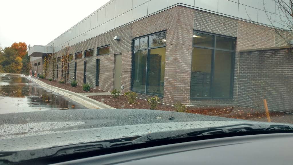 Lefty & Romos Bar & Grill | restaurant | 1985 Holton Rd, Muskegon, MI 49445, USA | 2317443222 OR +1 231-744-3222