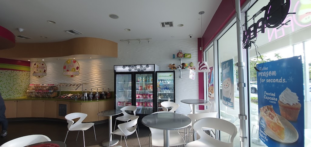 Menchies Frozen Yogurt | bakery | 7309 Miami Lakes Dr, Miami Lakes, FL 33014, USA | 3055575755 OR +1 305-557-5755