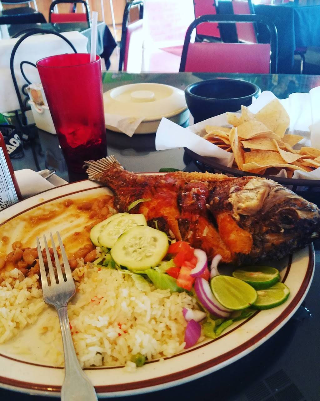 El Ausente | restaurant | 2536 Fremont St, Las Vegas, NV 89104, USA | 7023810968 OR +1 702-381-0968