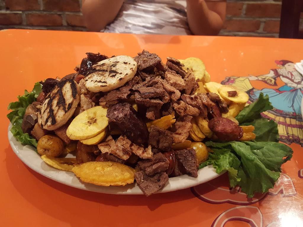 La Pollera Colorada II | restaurant | 8213 Northern Blvd, Flushing, NY 11372, USA | 7184246531 OR +1 718-424-6531