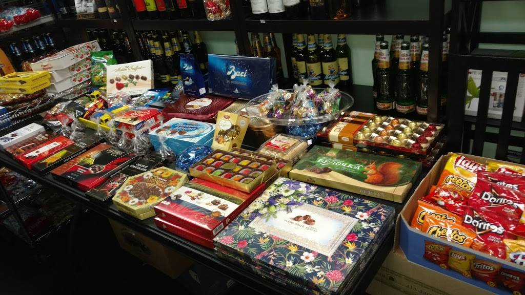 Zumis International Food | restaurant | 2400 S Ridgewood Ave Unit #3, South Daytona, FL 32119, USA | 3866756818 OR +1 386-675-6818